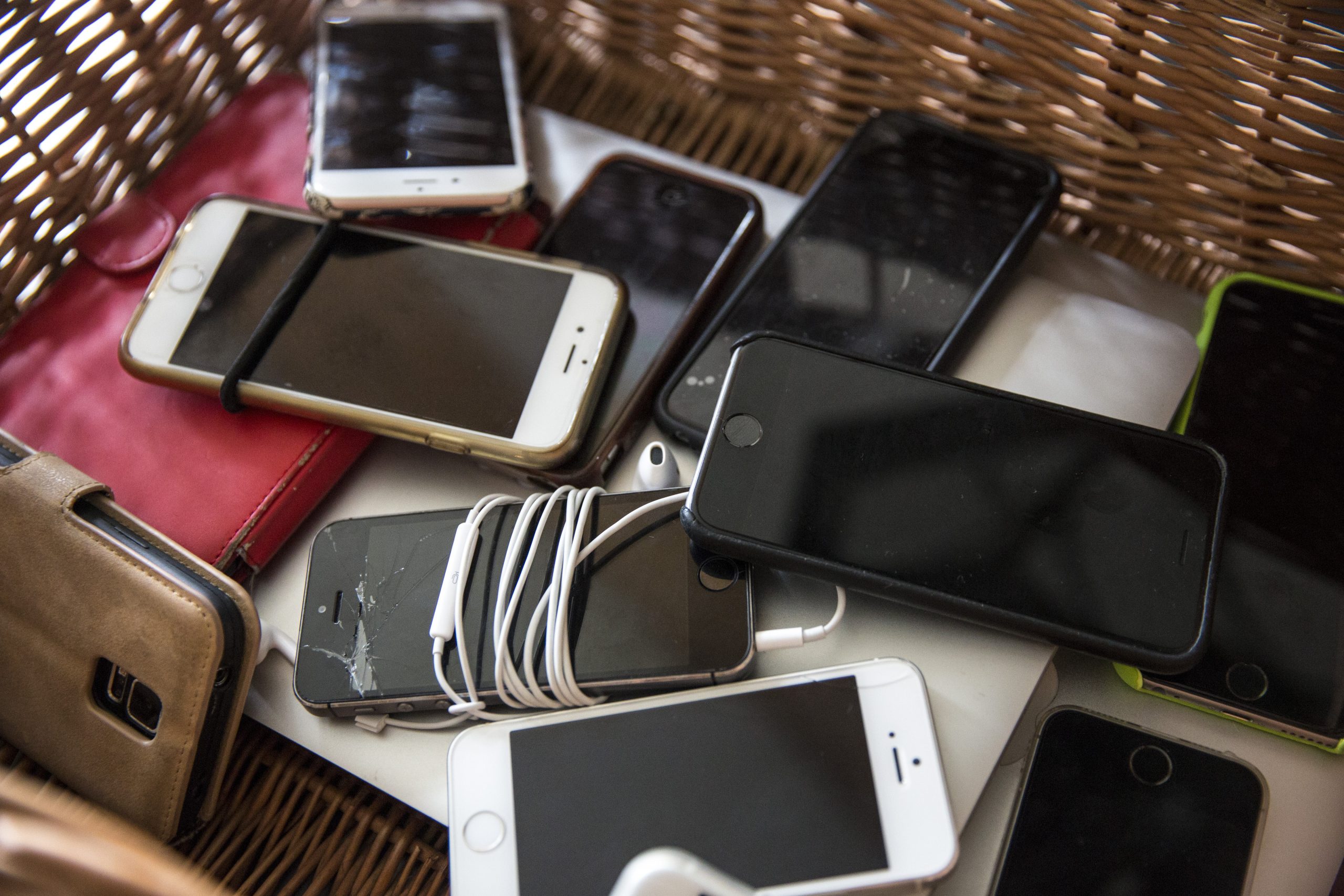 How to do a digital detox