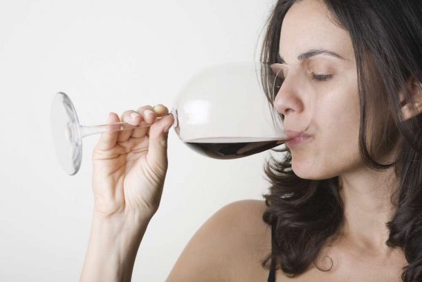 Does Moderate Alcohol Consumption Increase Health Risks?