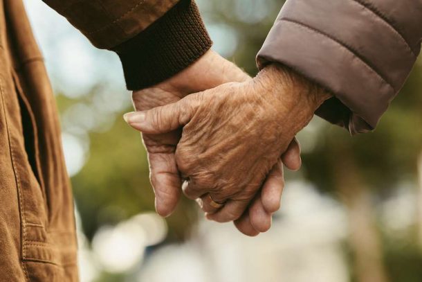 Seniors With Depression, Dementia Still Have Access To Guns