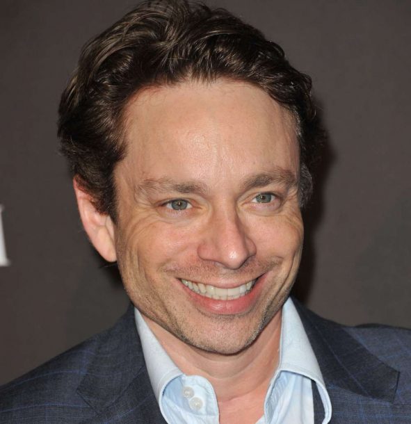 SNL's Chris Kattan Alleges That On-Air Accident Led to Opioid Addiction