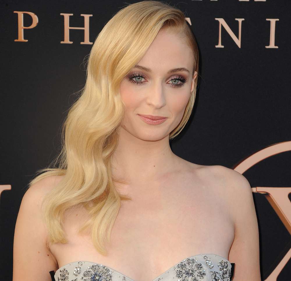 Sophie Turner Talks Mental Health & "Dark Phoenix"