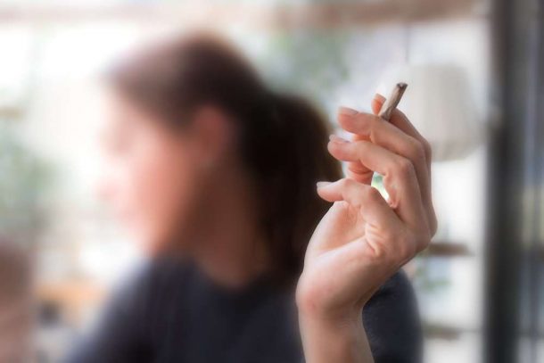Texas Raises Legal Smoking Age To 21