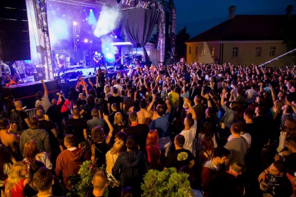 MDMA-Related Deaths At Australian Music Festivals Under Investigation