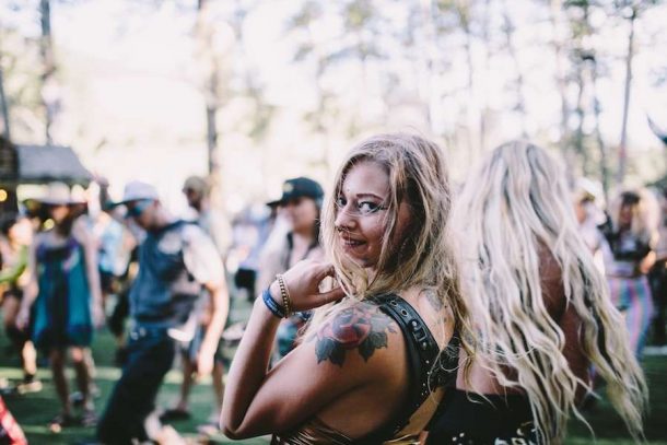 5 Tips for Staying Sober at Events Where Everyone Else Is Drinking