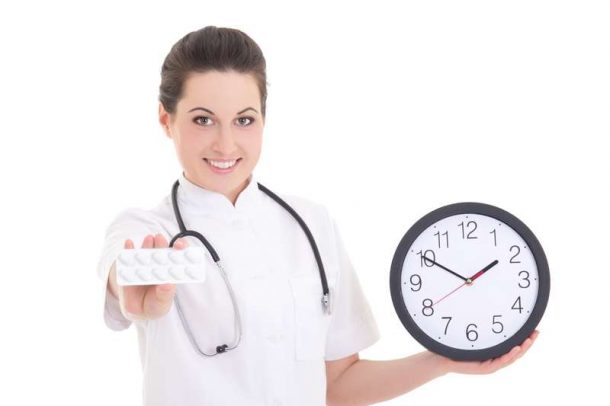 Doctors Prescribe More Opioids Late In The Day, When Running Late
