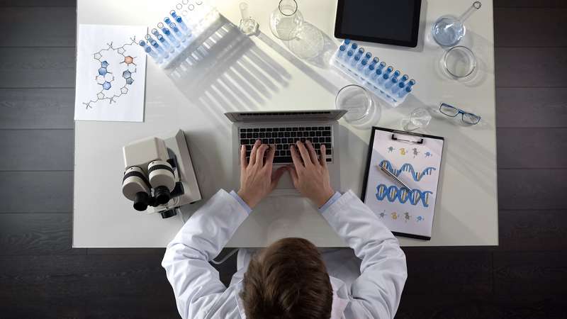 Is There A Connection Between Genetics & Psychotic Episodes?