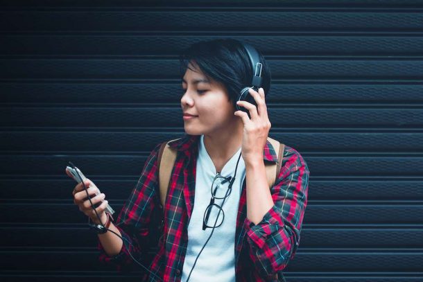 "Screenagers" Doc Explores Teens' Relationship With Tech, Mental Health